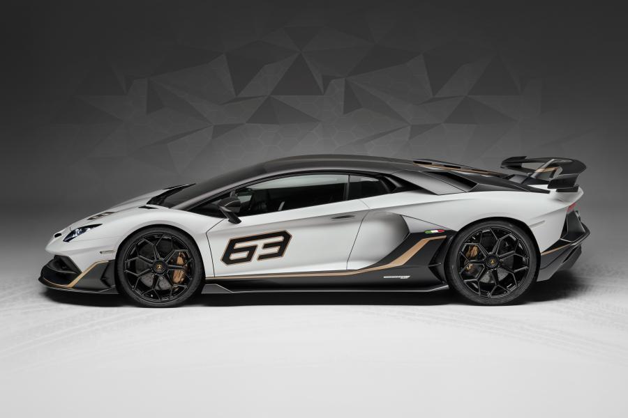  Lamborghini Aventador SVJ 63 2018 года  (фото 6 из 14)
